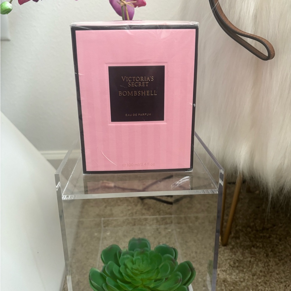 Victoria's Secret Pink Accent Decor